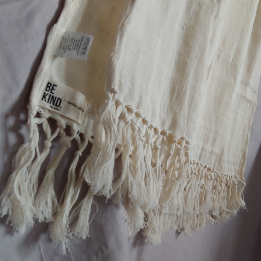 NWOT Tribe Alive Hand Woven Cotton Scarf Pashmina